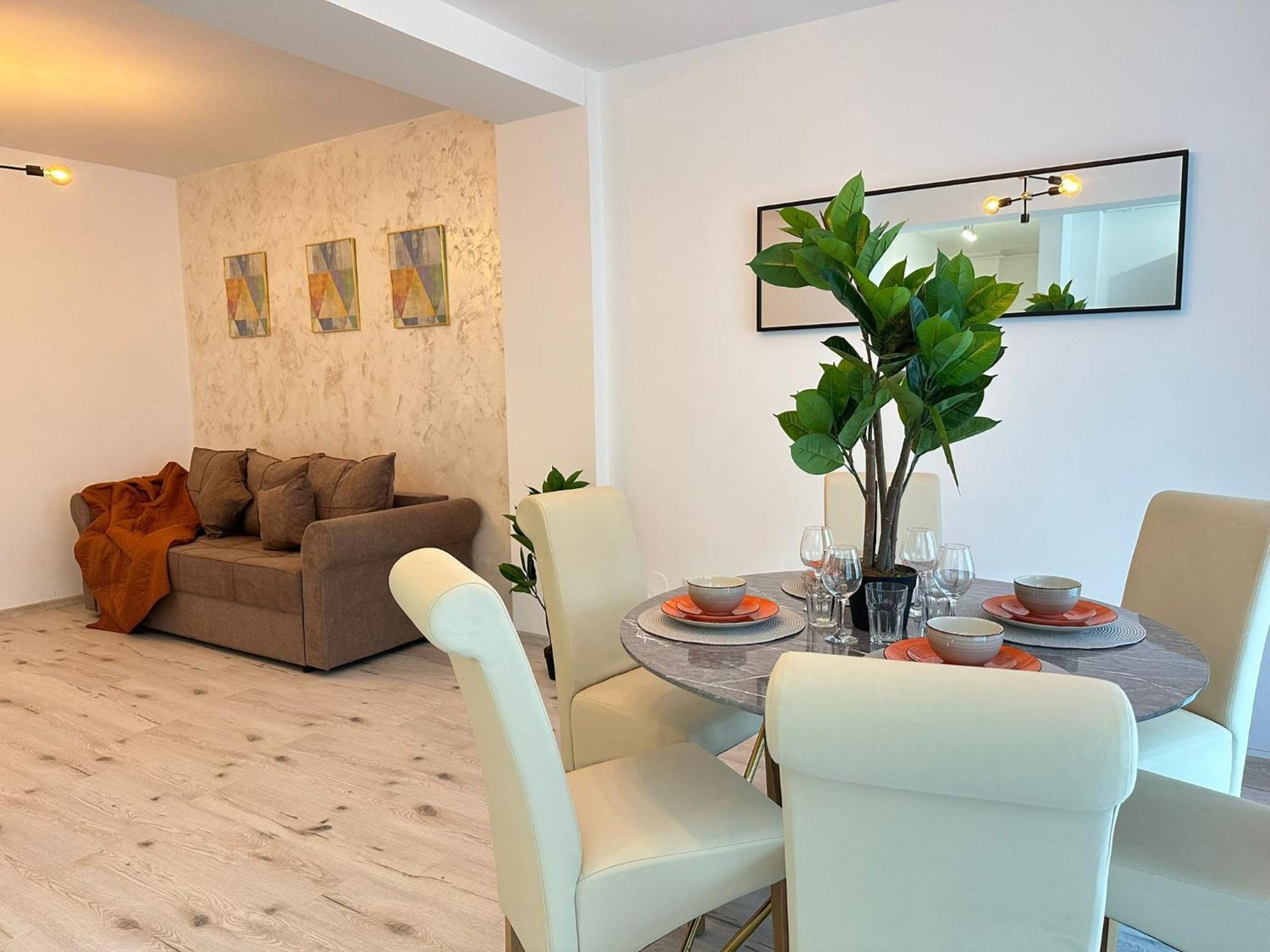 Luxury Apartments Sibiu Near Station And Mall With Parking Exteriér fotografie